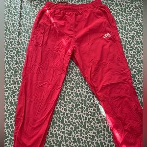 NIKE SB MENS MEDIUM CARGO TRACK PANTS